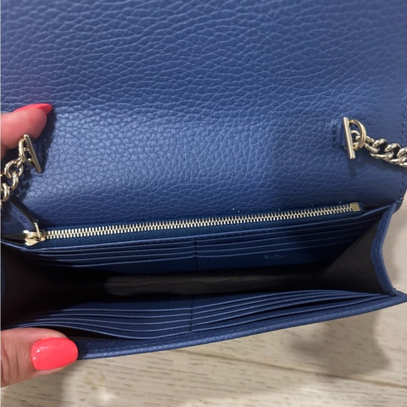 Gucci Interlocking G Leather Wallet On Chain - Picture 2 of 9